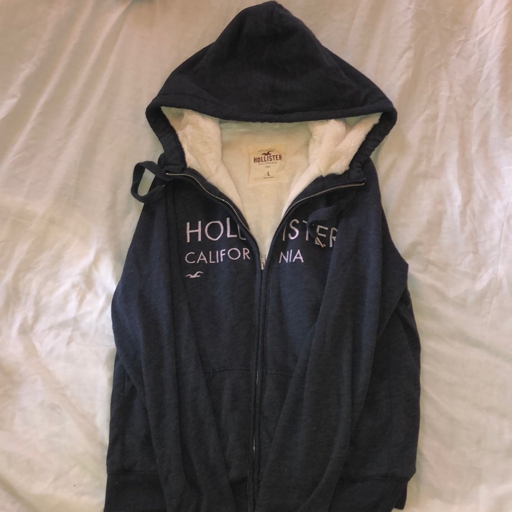 Hollister Soft Lined Sweatshirt